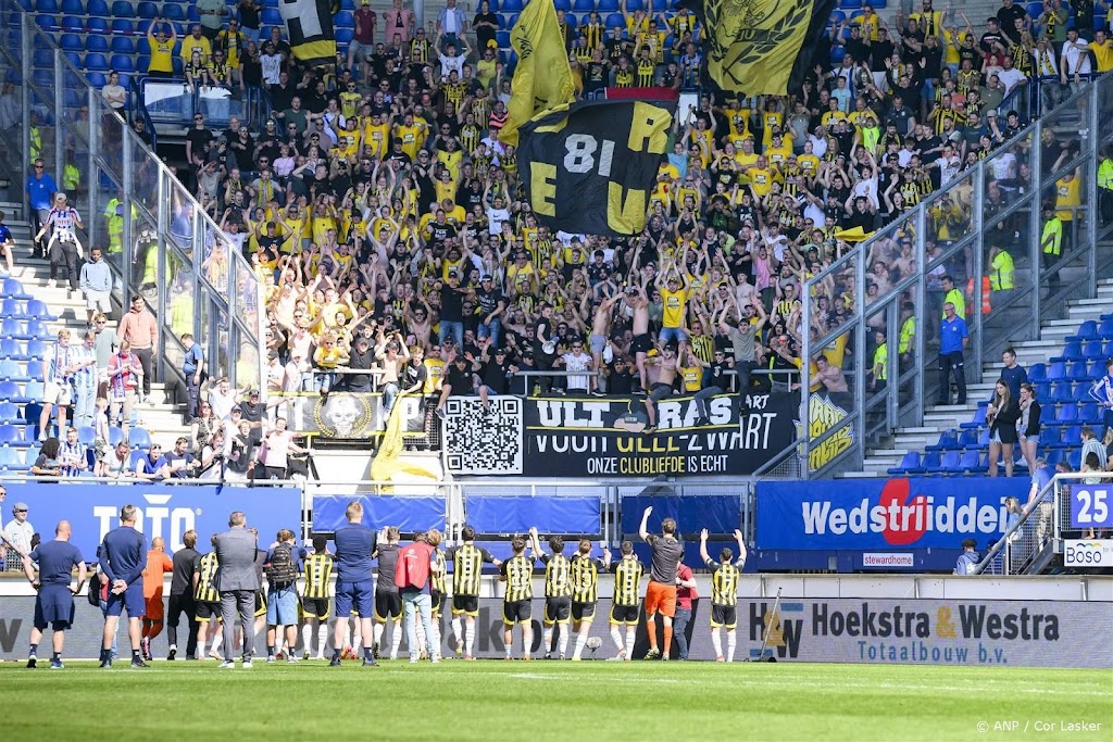 Vitesse zet stap in overlevingsstrijd met nieuwe commissarissen