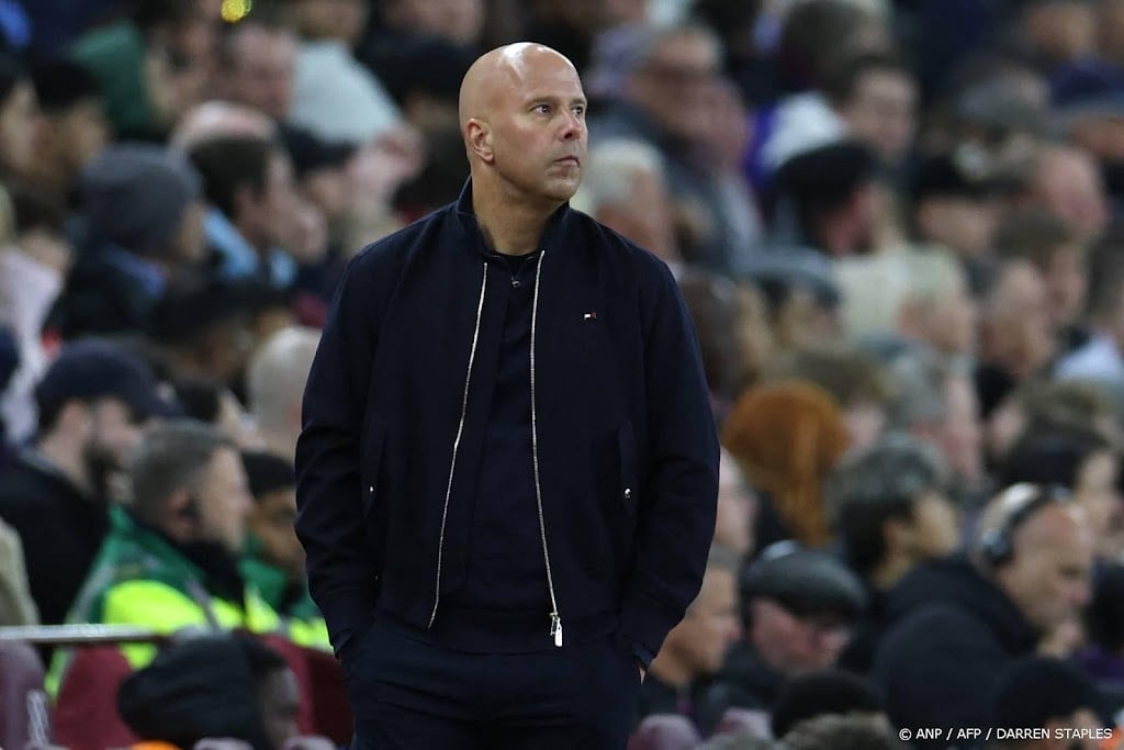 Trainer Slot voelt geen extra druk na nederlaag van Liverpool 