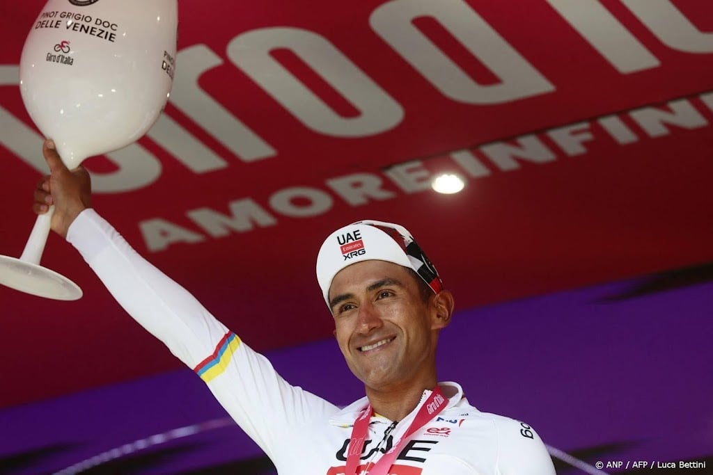 Ecuadoriaanse wielrenner Narváez boekt tweede ritzege in Giro 