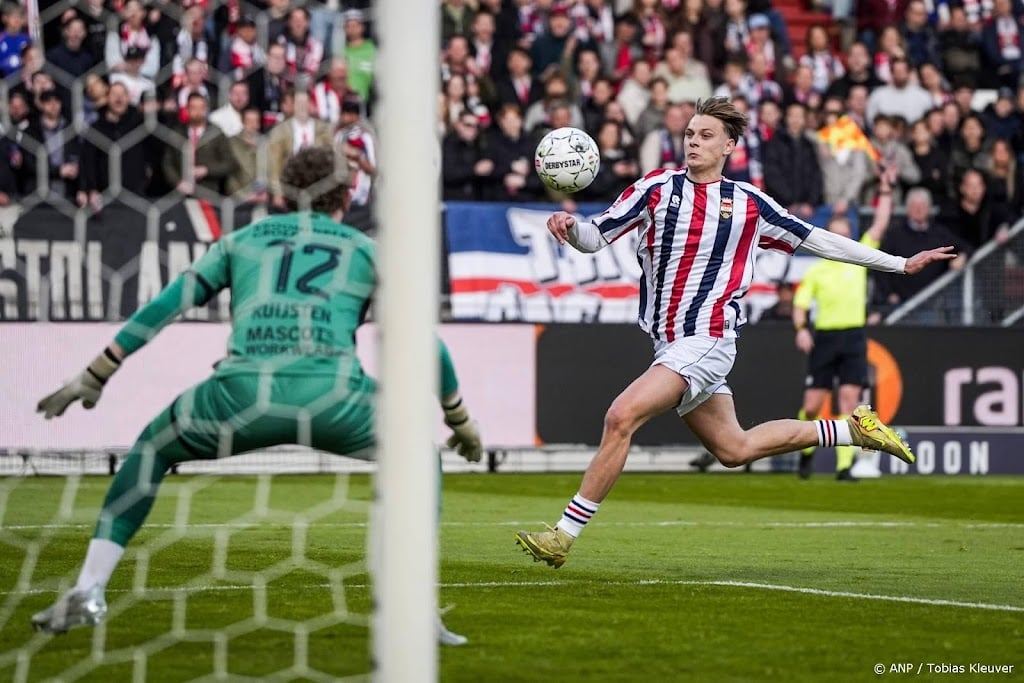 Willem II naar finale play-offs na zege op Almere City