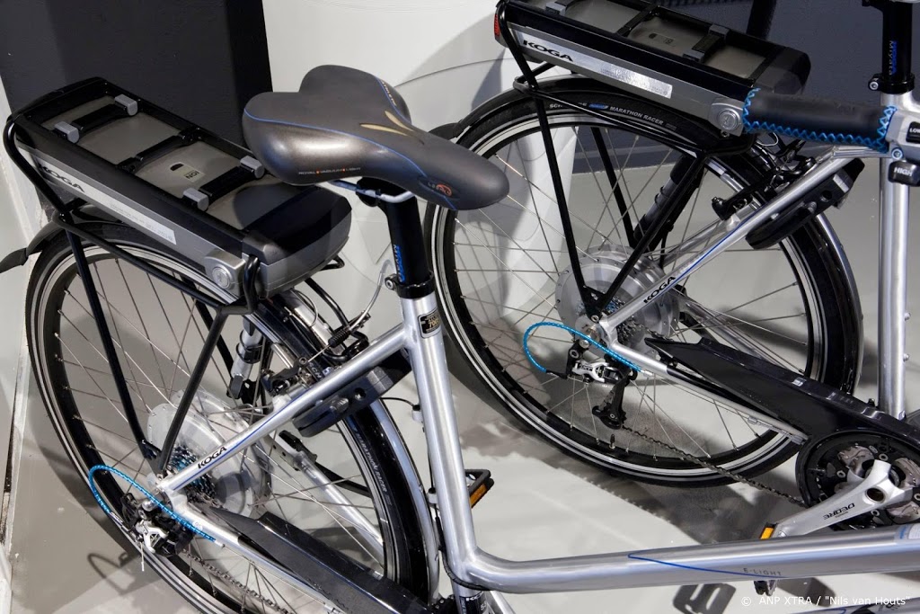 'Sterke verkoop elektrische snorfietsen en e-bikes door corona'