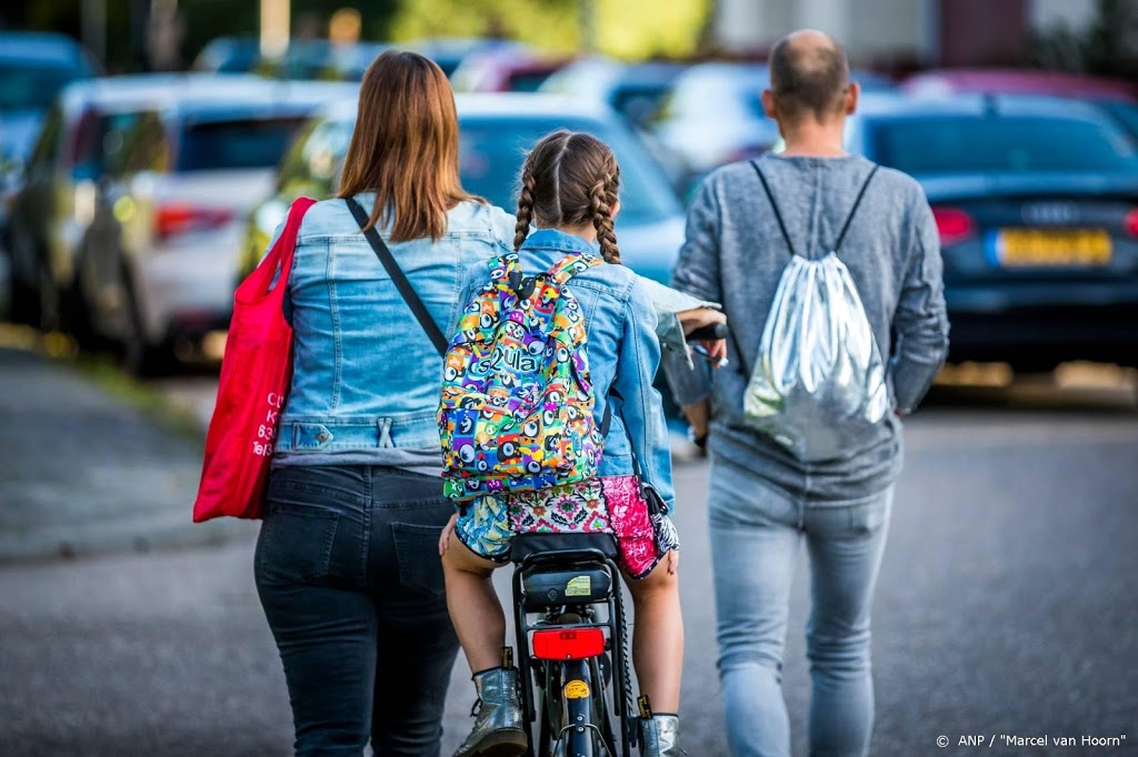 RIVM: snotterend kind onder de zes hoeft niet thuis te blijven