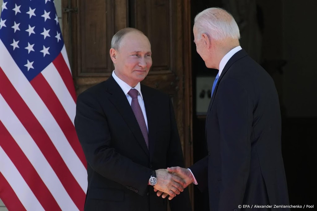Poetin noemt eerste top met Biden constructief