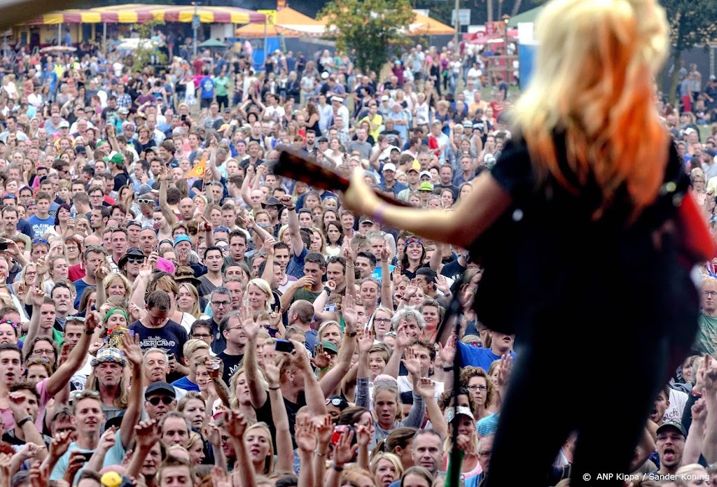 Steeds meer vrouwen op podia grote muziekfestivals