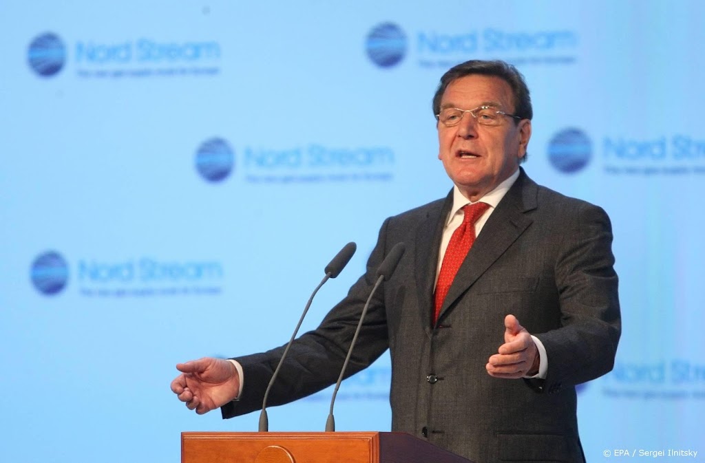 Schröder wil uitleg commissie Bondsdag over verlies kantoor