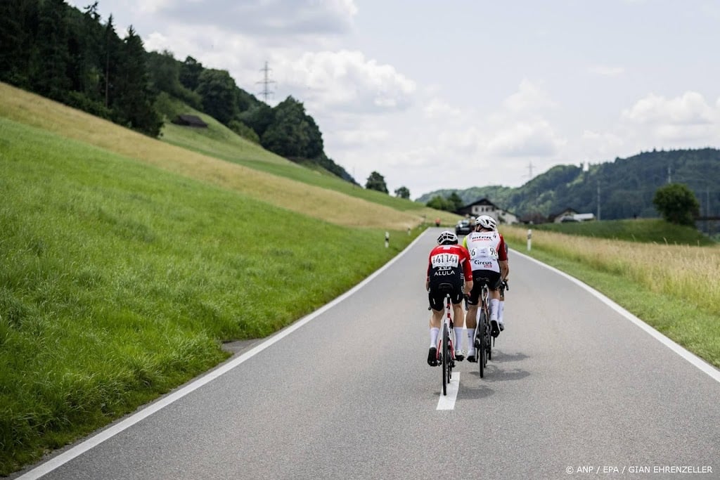 Wielrenner Albanese wint tweede rit in Ronde van Zwitserland