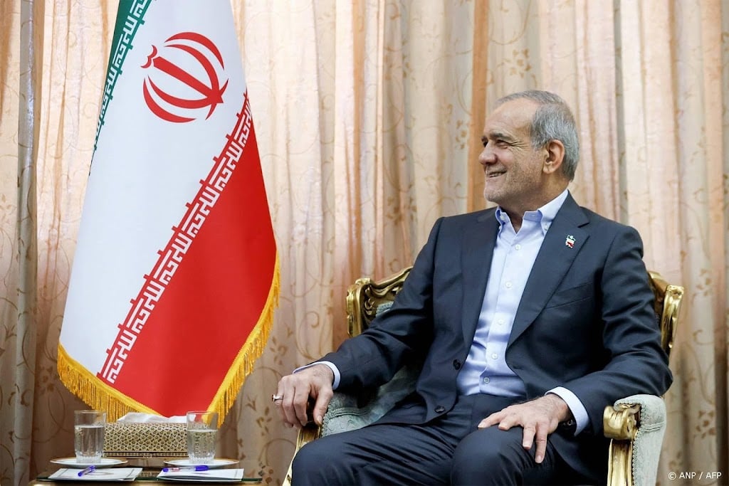 President Iran over deal: mogen kans niet voorbij laten gaan