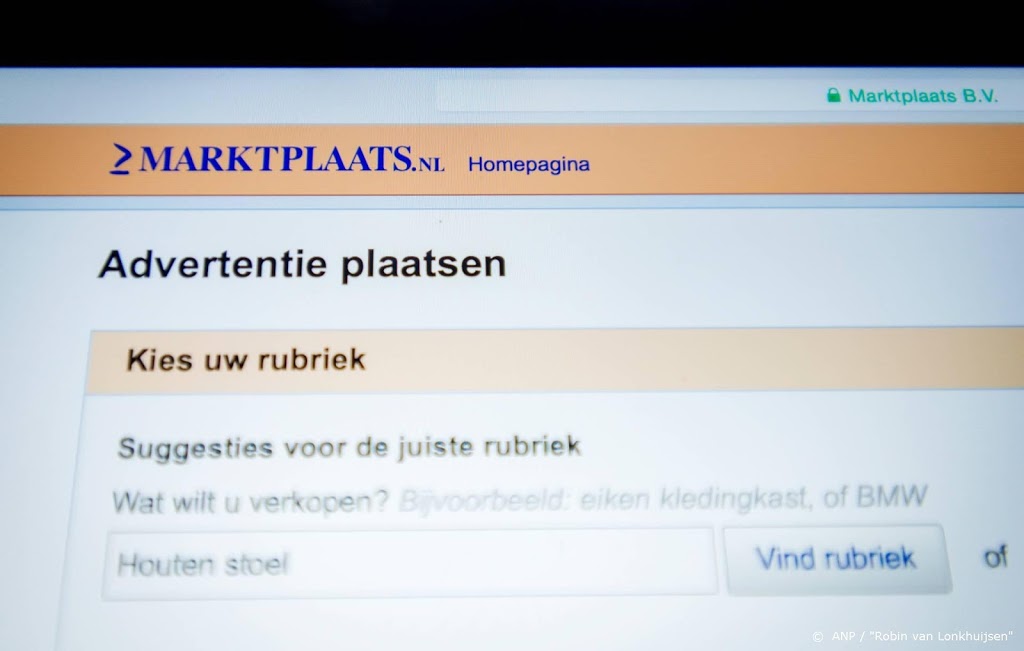 Ivoren voorwerpen gevonden door advertenties op Marktplaats