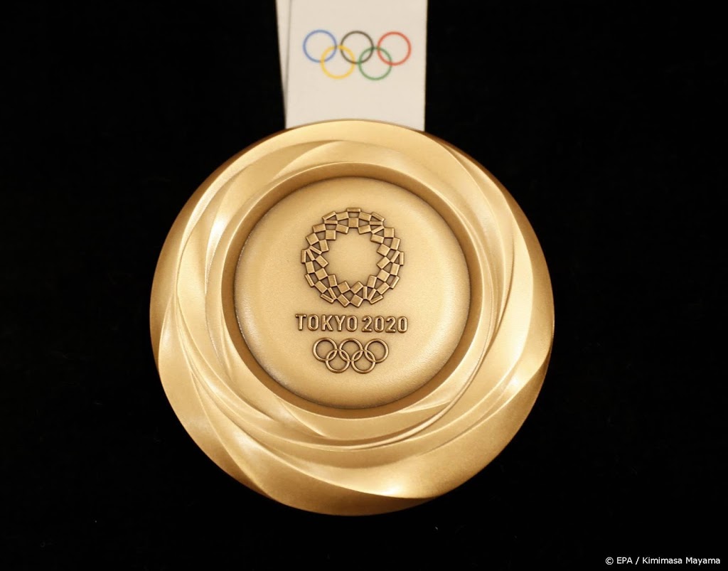 Sporters moeten op Spelen zelf hun medaille omhangen