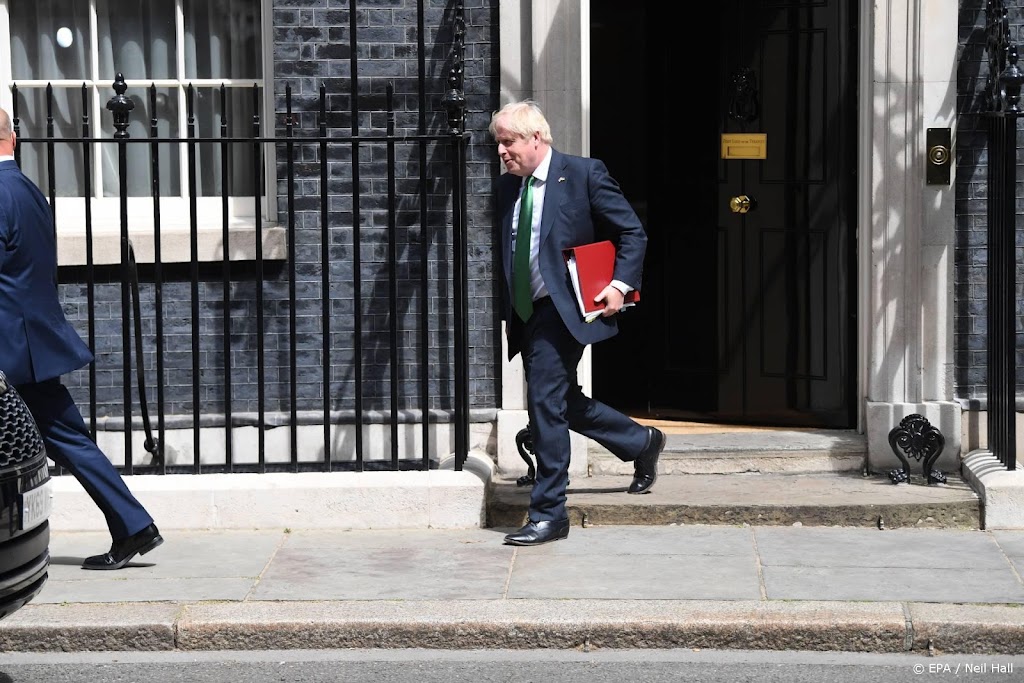 Sky News: Johnson mist spoedberaad over hitte voor afscheidsfeest