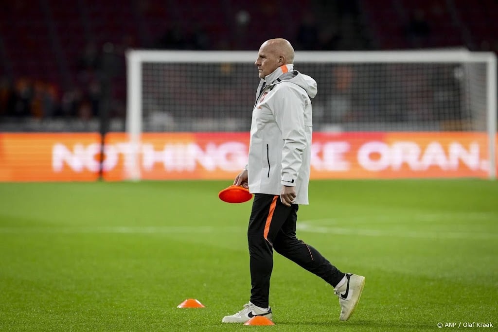 Conditietrainer Wormhoudt stopt na veertien jaar bij Oranje