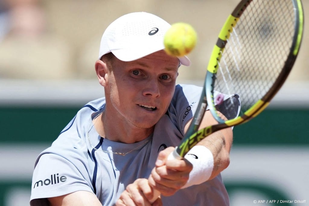 Tennisser De Jong in tweede ronde Båstad uitgeschakeld door Báez