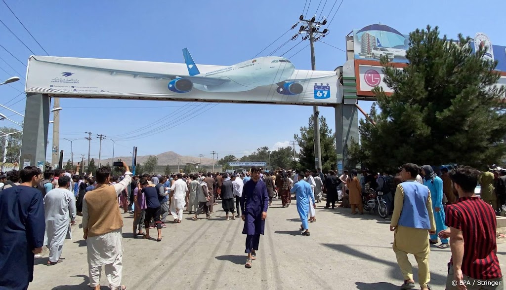 NBC: Vliegveld Kabul heropend, vliegtuig geland