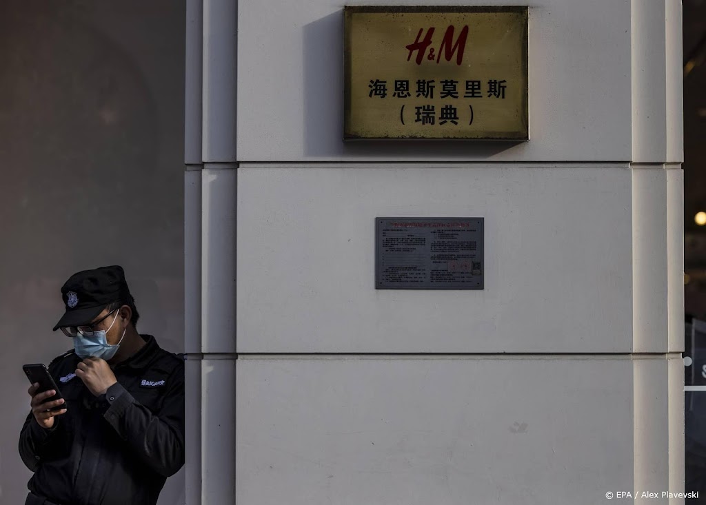 H&M terug in Chinese webwinkel na kritiek op mensenrechten