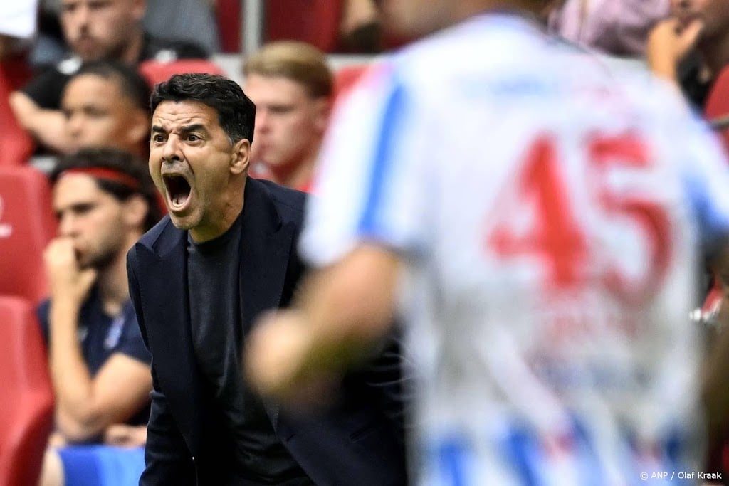 Trainer Míchel ziet Ajax na rust instorten tegen Heerenveen