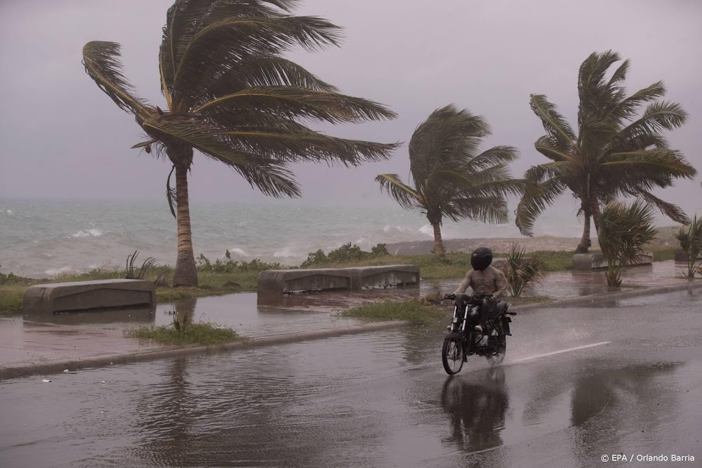 Tropische storm Fiona passeert Sint Maarten zaterdag