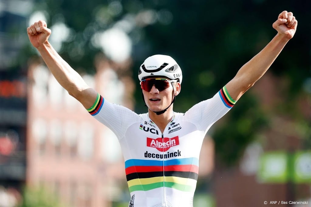 Van der Poel boekt in Haacht eerste zege als wereldkampioen