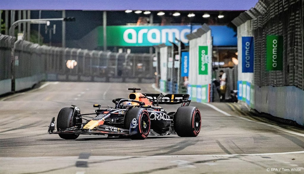 Twee reprimandes voor Verstappen, maar geen gridstraf 