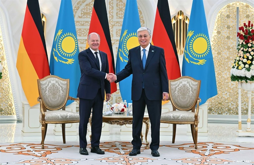 Bondskanselier Scholz wil sterkere economische banden Kazachstan