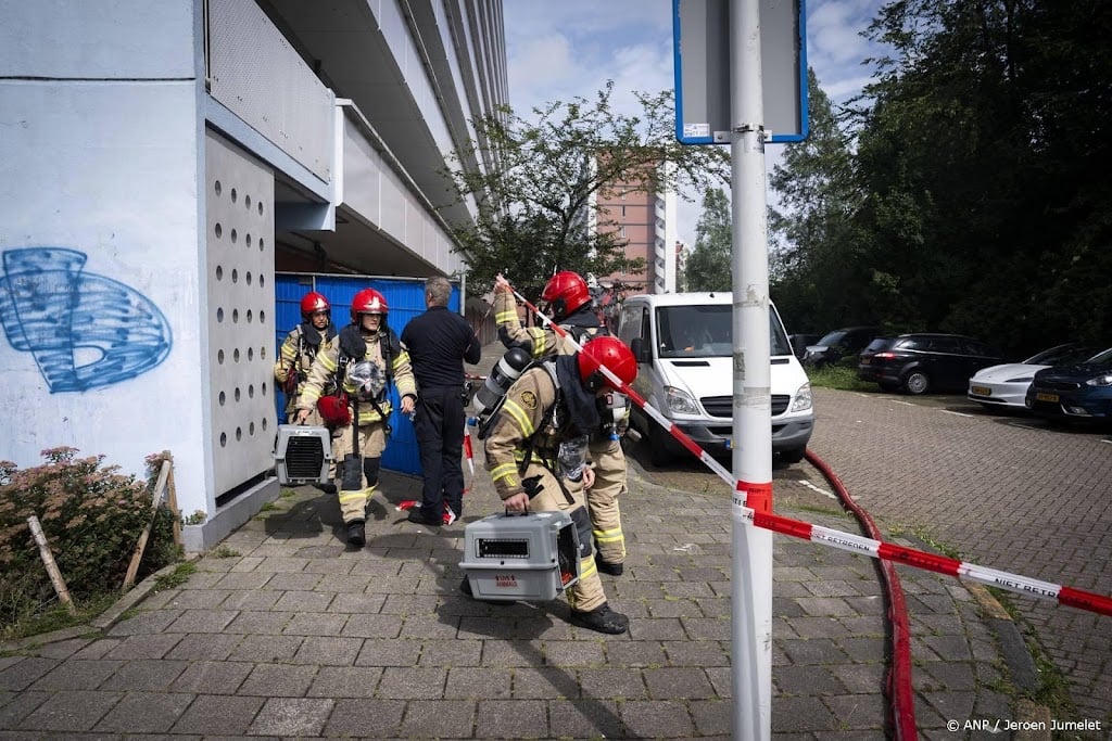 OM: ook 'wapenarsenaal' in ontplofte kelderbox Amsterdam-Osdorp
