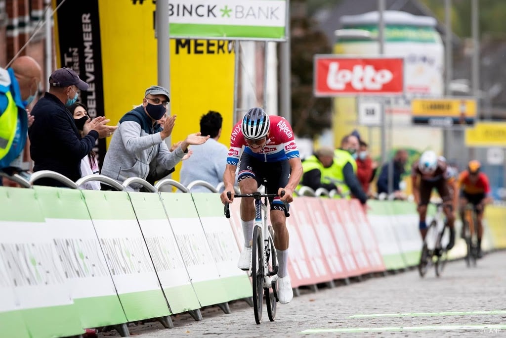 Van der Poel wil 'Vlaanderen' winnen: liefst alleen aankomen