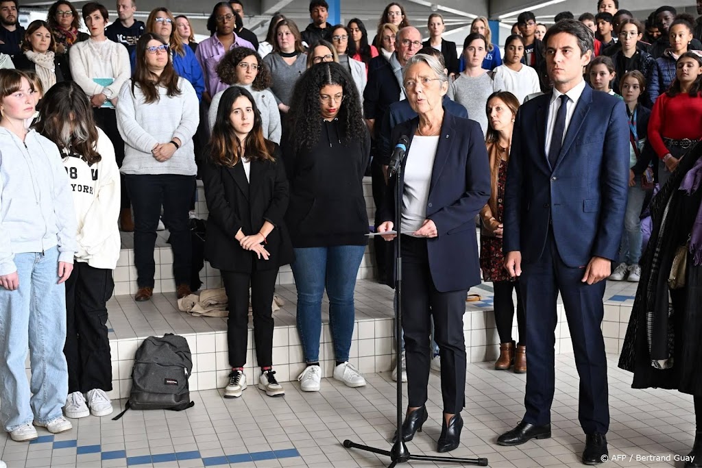 Franse scholen houden minuut stilte voor doodgestoken leraar