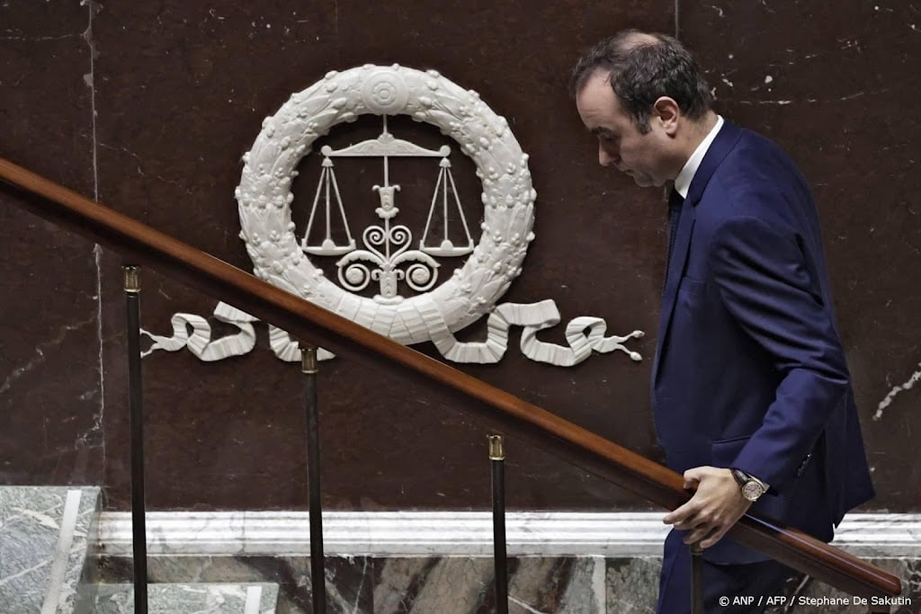 Franse premier Lecornu overleeft moties van wantrouwen