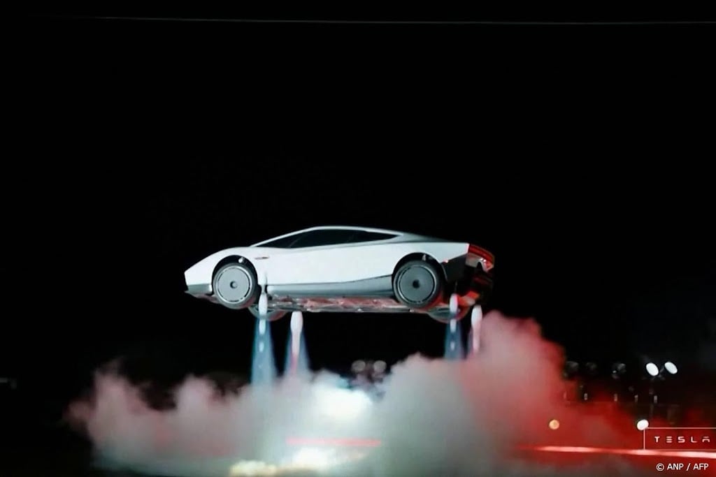Tesla wint op Wall Street na onthulling vliegende sportwagen