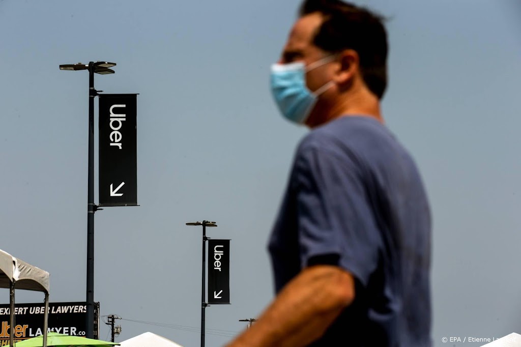 FNV roept Uber op cao na te leven, anders volgt rechtszaak