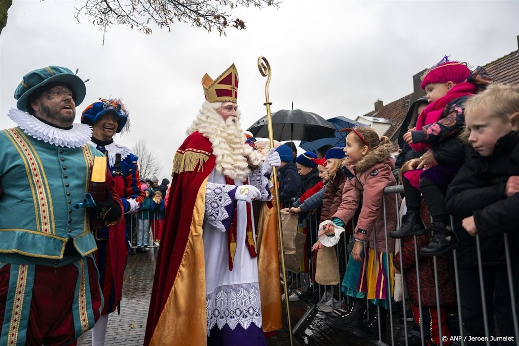 Sinterklaas komt aan in Vianen