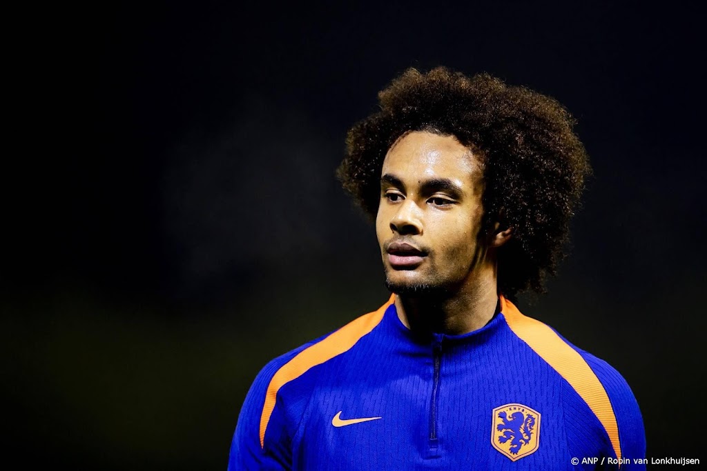 Koeman houdt Zirkzee buiten wedstrijdselectie tegen Hongaren
