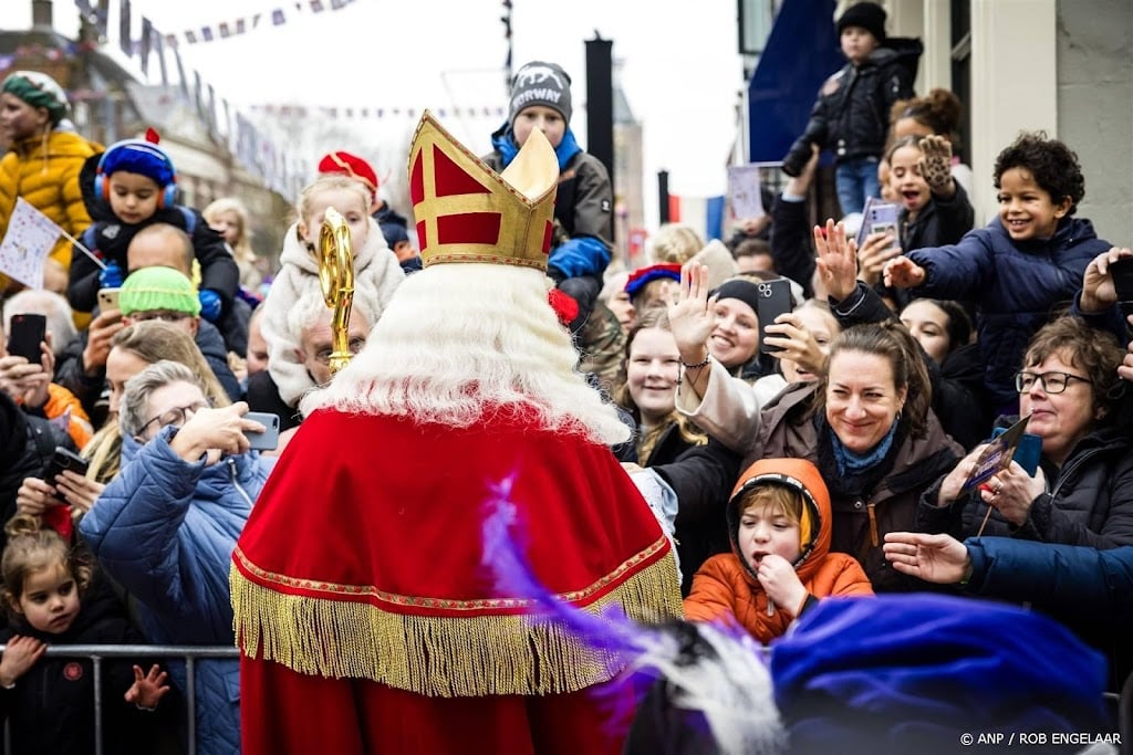 25.000 mensen bij sinterklaasintocht Vianen, gemeente tevreden