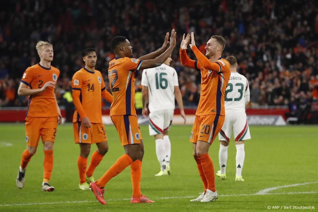 Oranje na ruime zege op Hongaren naar kwartfinales Nations League