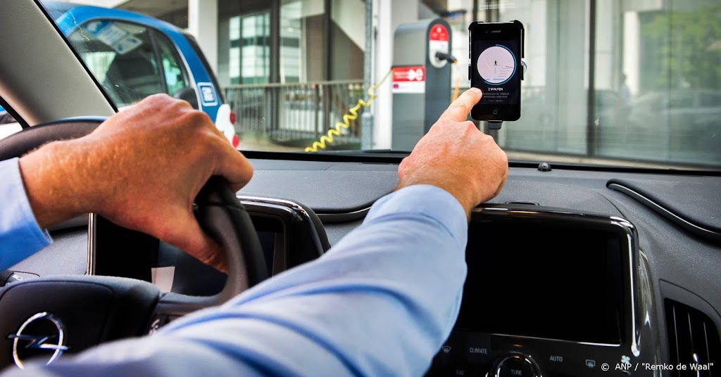 Uber-chauffeur moet vaker selfies maken