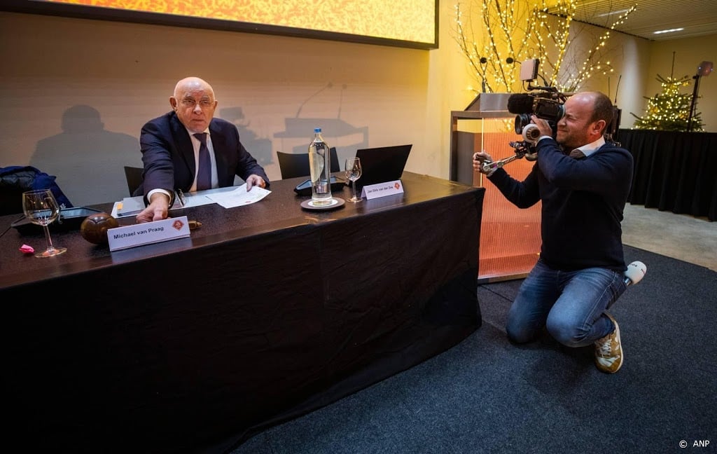 Voorzitter Van Praag zwaait af bij KNVB
