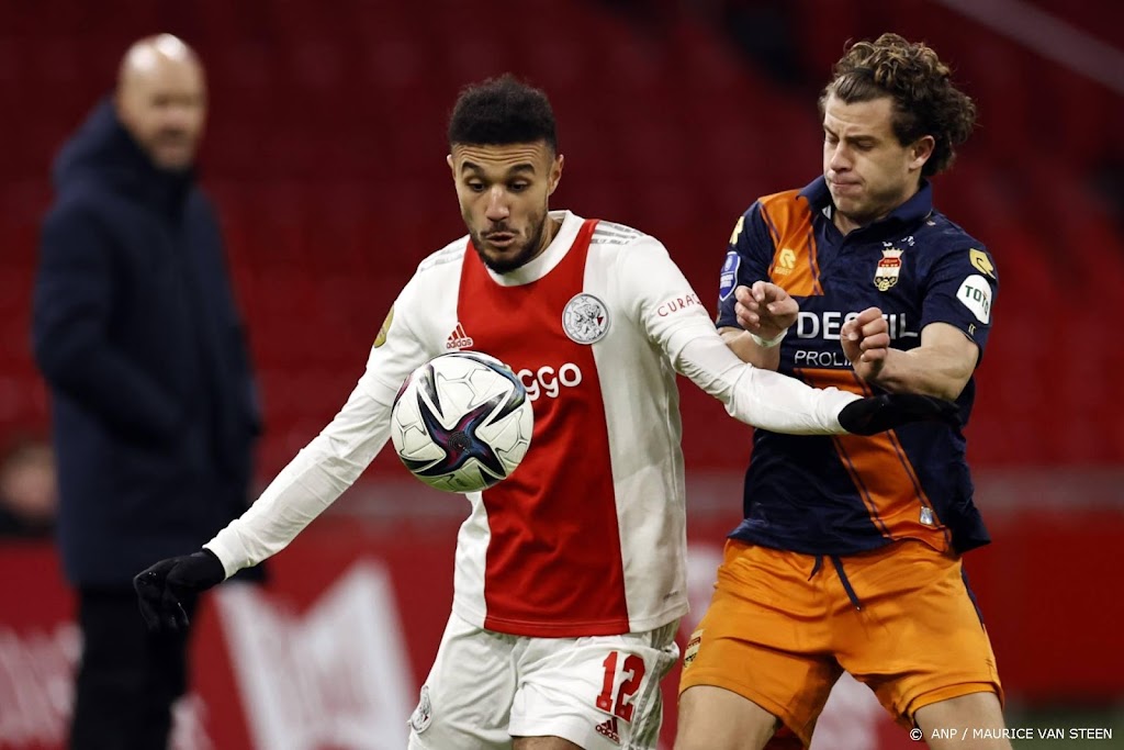 Ajax waarschijnlijk zonder Mazraoui tegen Feyenoord