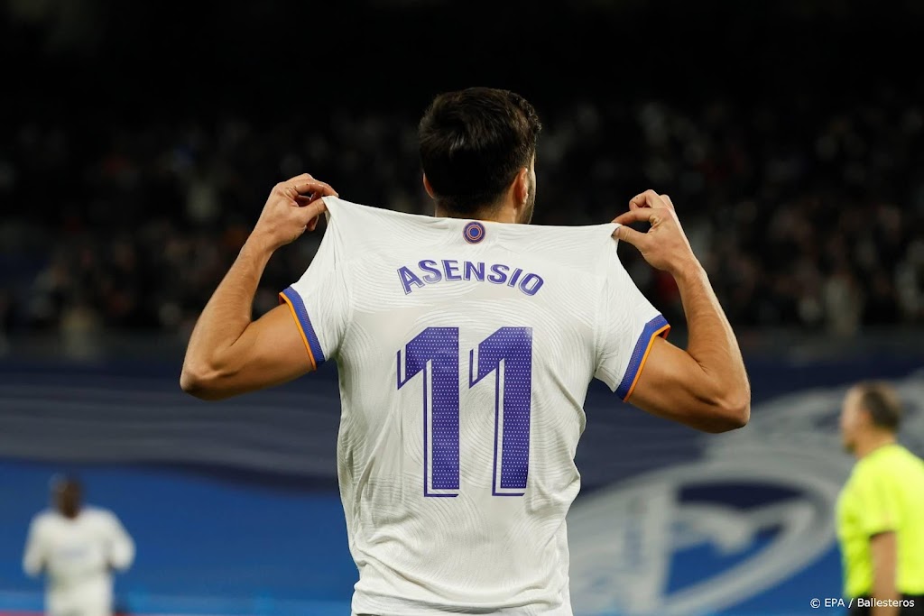 Nog vier voetballers van Real Madrid testen positief op corona