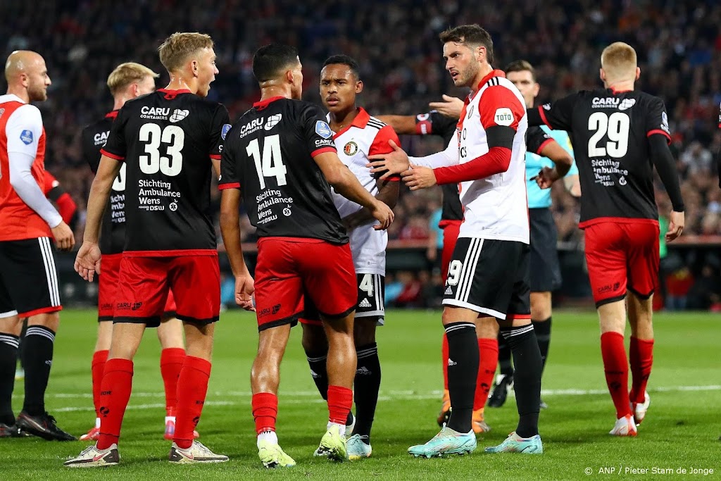 Feyenoord verliest op trainingskamp van Stade Rennes