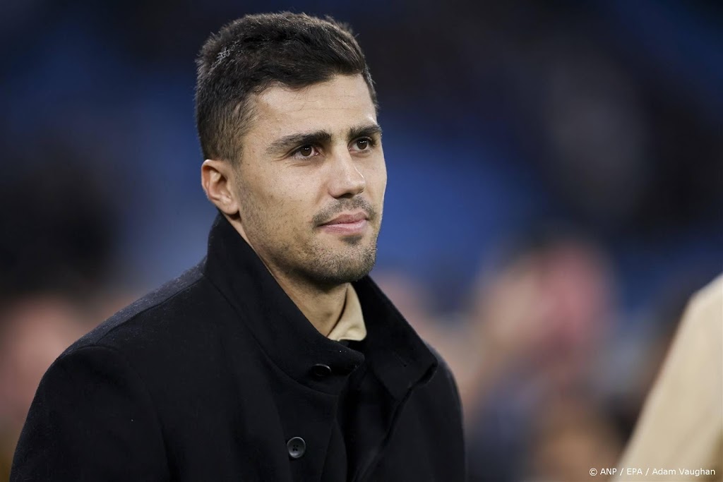 FIFA reikt dinsdag prijzen uit voor beste speler en speelster