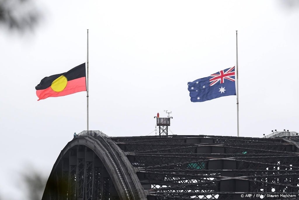Politie: schutters Bondi hadden IS-vlaggen en explosieven in auto