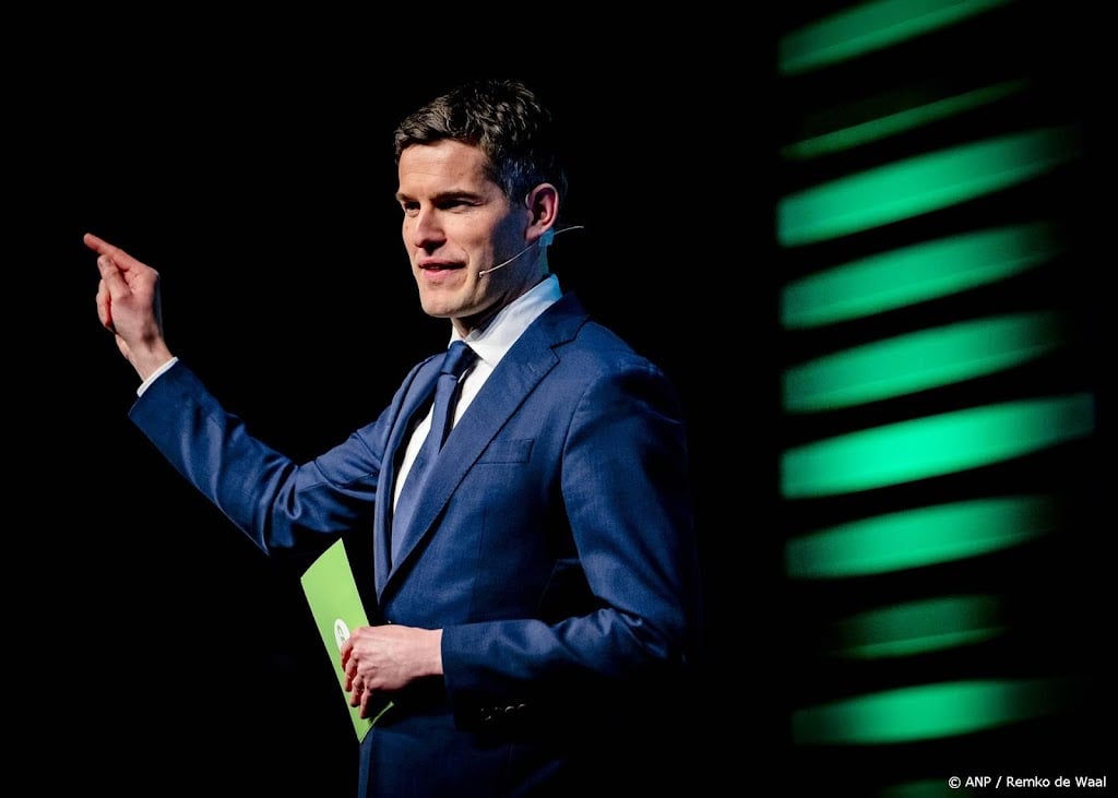 EU-parlementariërs benieuwd naar gevolgen nu benzineauto blijft