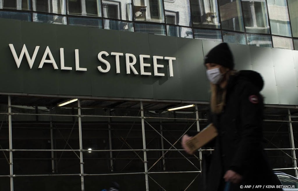 Wall Street sluit gemengd na zwakke Amerikaanse banencijfers