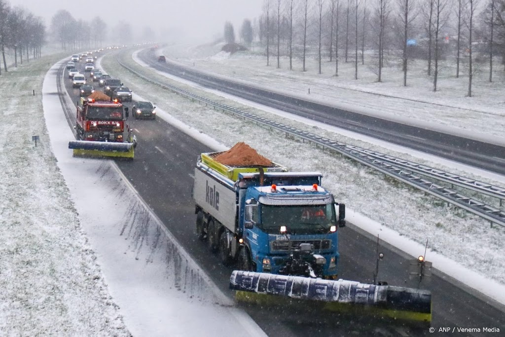 Oostelijk deel land nog glad door sneeuwresten