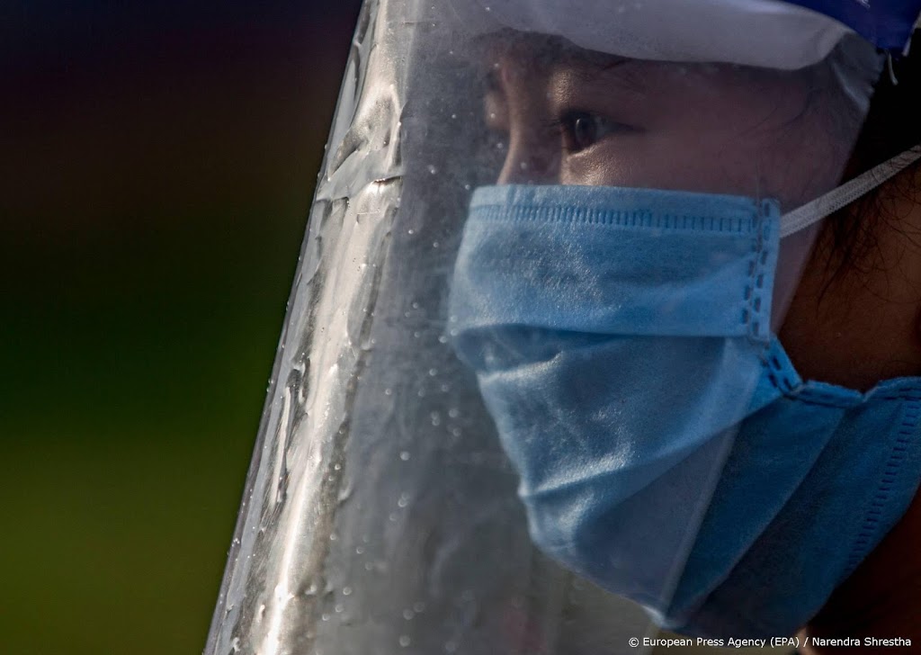 Belangenorganisaties willen beter masker voor zorgprofessional