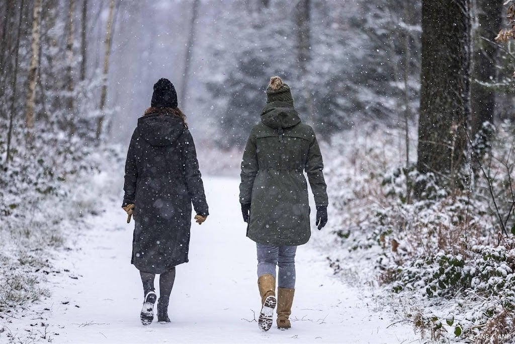 Code geel in bijna heel het land om gladheid, in zuiden om sneeuw