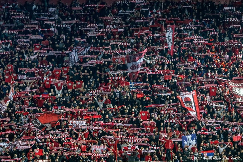 UEFA stuurt miljoen EK-tickets via telefoon naar fans