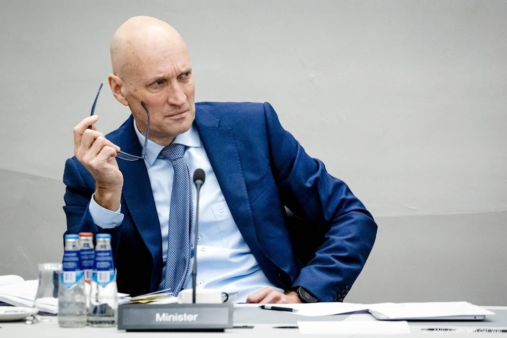 Minister: NZa zal onderzoek naar kinderhartcentra uitbreiden