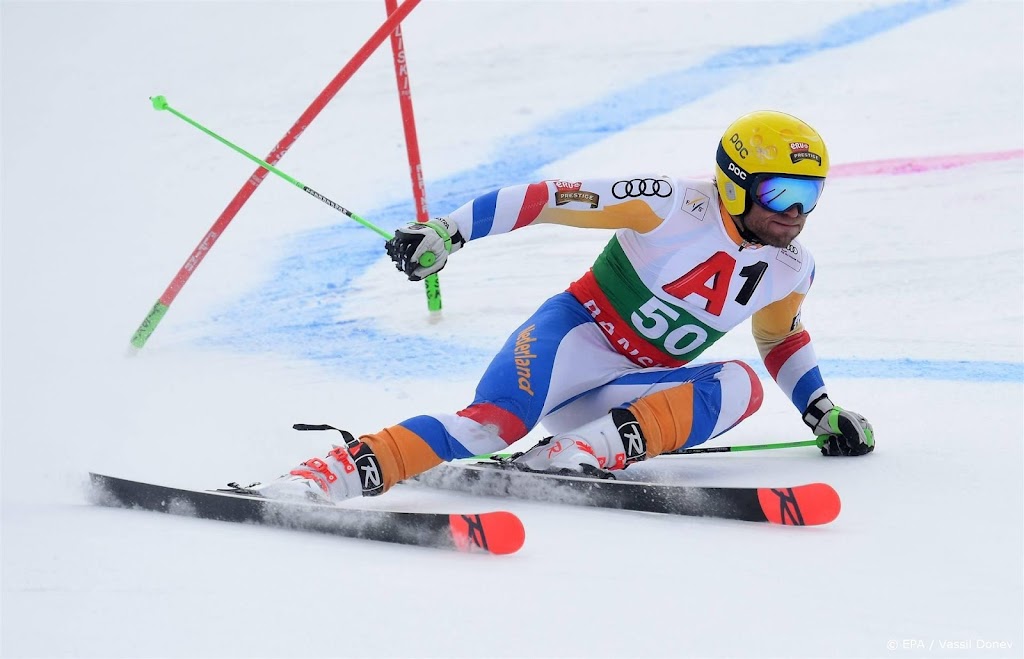 Skiër Meiners valt uit tijdens eerste run reuzenslalom WK