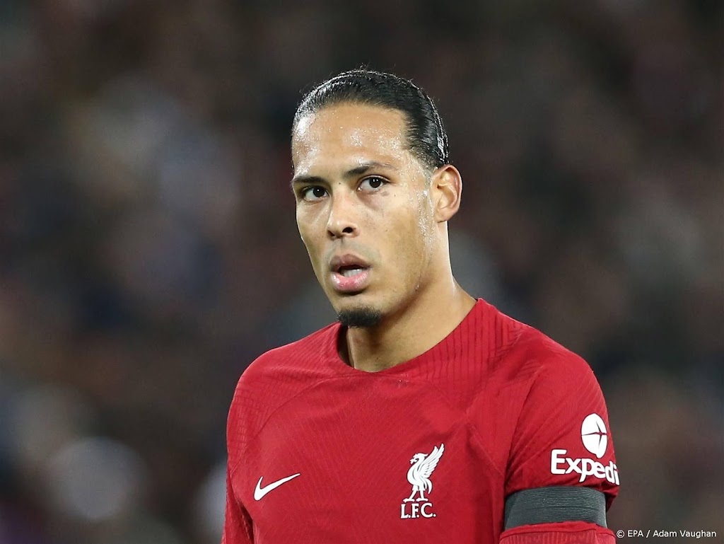 Van Dijk kan zaterdag rentree maken bij Liverpool