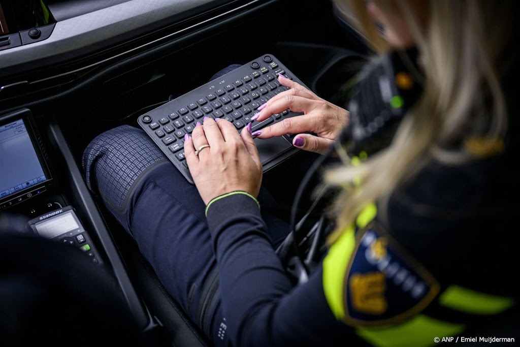 Politie bevrijdt gegijzelde man (48) in Oosterhout